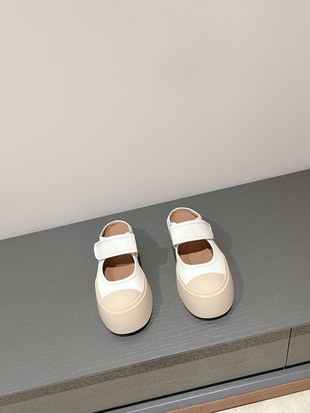 Half-slip white Marni classic thick-soled big-head Mary Jane doll shoes with bi
