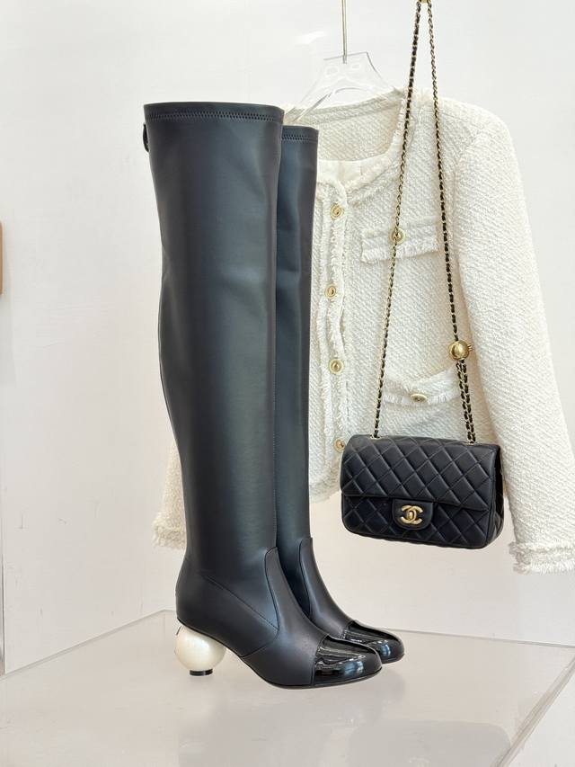 Factory Price: Short Boots and Long Boots Chane*