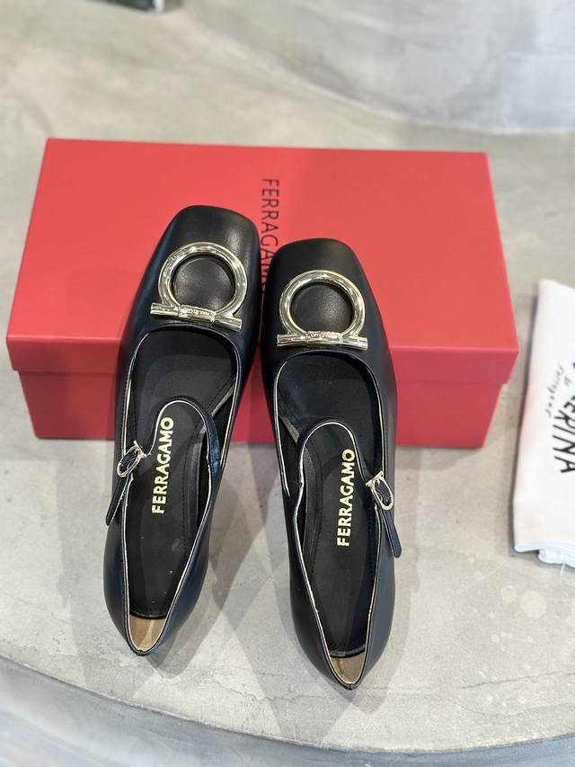 Factory Price: New, oversized Gancini horseshoe-buckle Mary Janes from Ferraga!