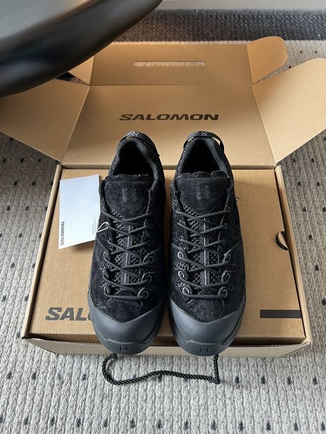 Top-of-the-line Salomon 25Ss new Aero Glide3 Grvl running shoes. Salomon's produ