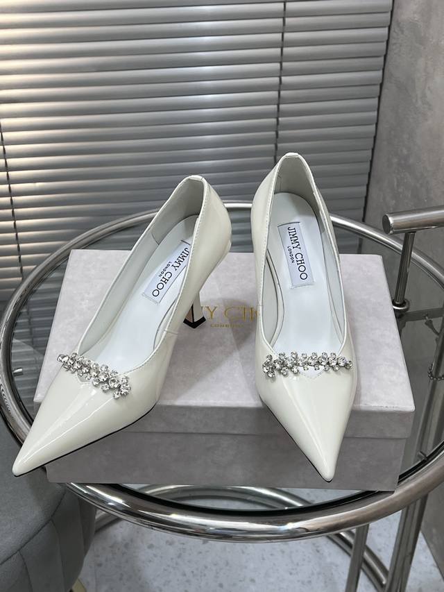 Factory top version Jimmy Choo autumn new pointed diamond trim Belinda pum high