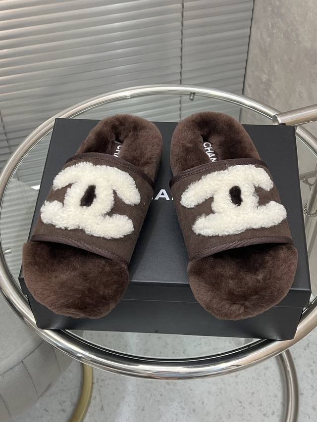 Factory Chanel Xiaoxiang Autumn and Winter Letter Wool Slippers The wool is mad