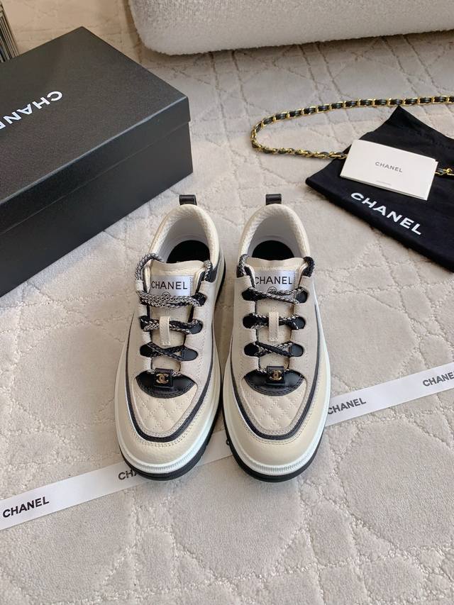 Factory price p Chane* new diamond-patterned lace-up platform shoes. The diamon