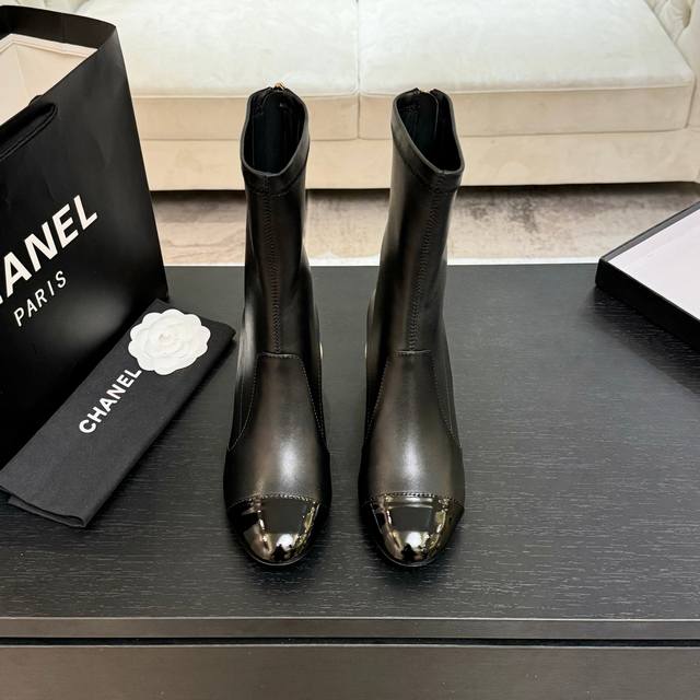 Agent-level Chanel Xiaoxiang 25Ss new autumn and winter round-toed zippered ball