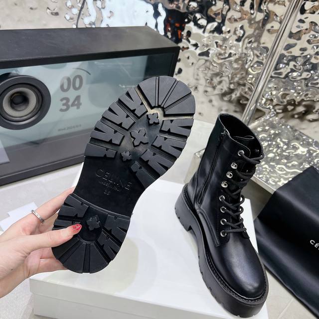 Celine Celine 24th autumn and winter new thick-soled kick-resistant Martin boots