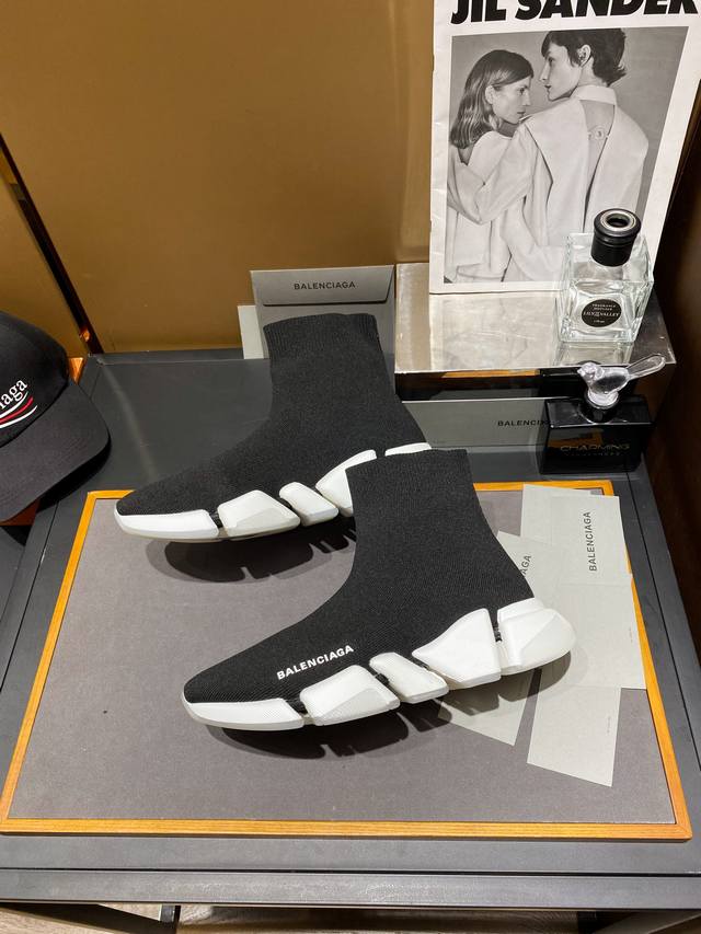 Balehciaga classic hit sock shoes, top-of-the-line version, factory price p .