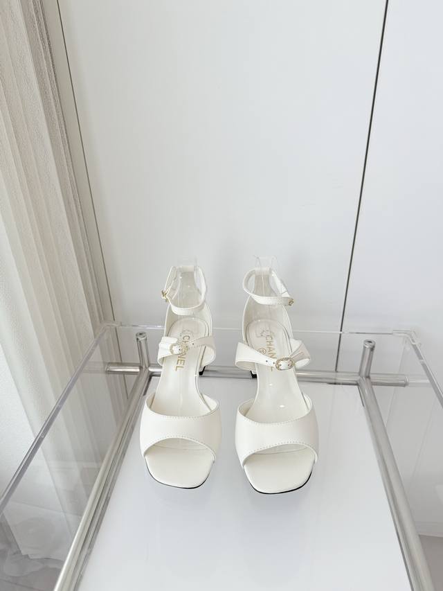 Xiaoxiang 2025 new sandals ~~~The highest version on the market~~~1:1 replica o