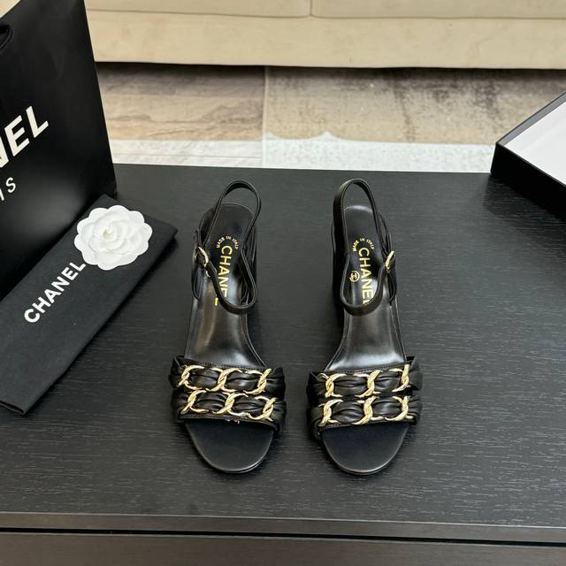 Chanel 25B Large Chain Flat Heeled Sandals A timeless, versatile sandal with a c