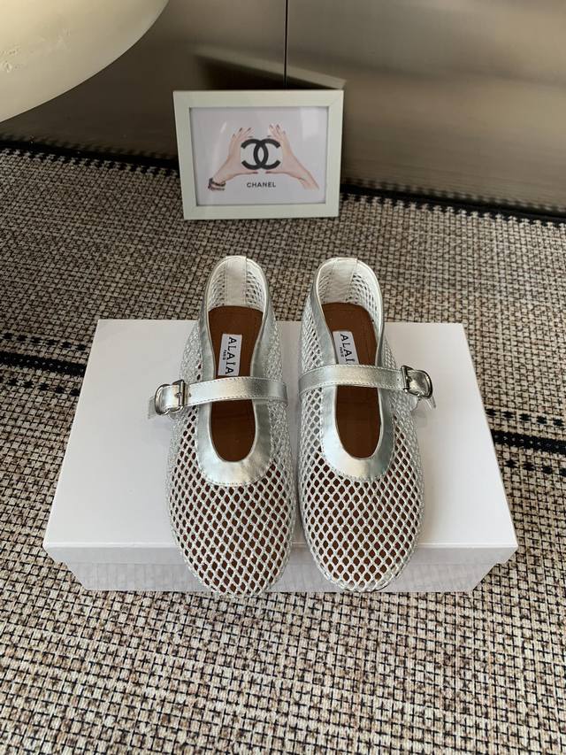 70Ss New Alaia French Fairy Ballet Shoes are sourced from ZP and developed and m
