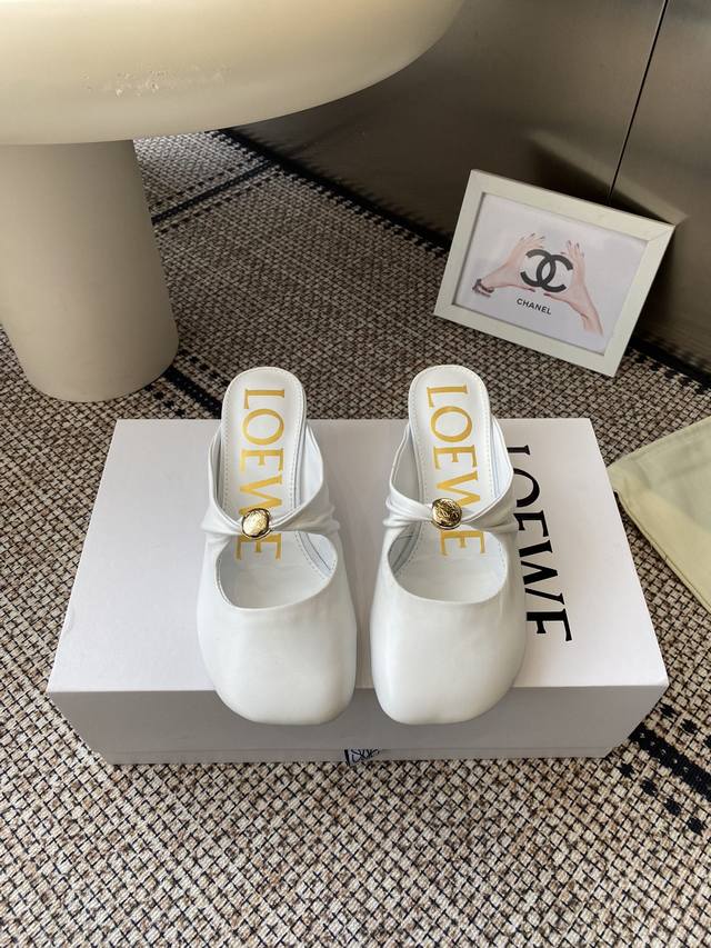 Loewe 25Ss Spring/Summer New Fashion Sandals This year's super hot brand, recomm