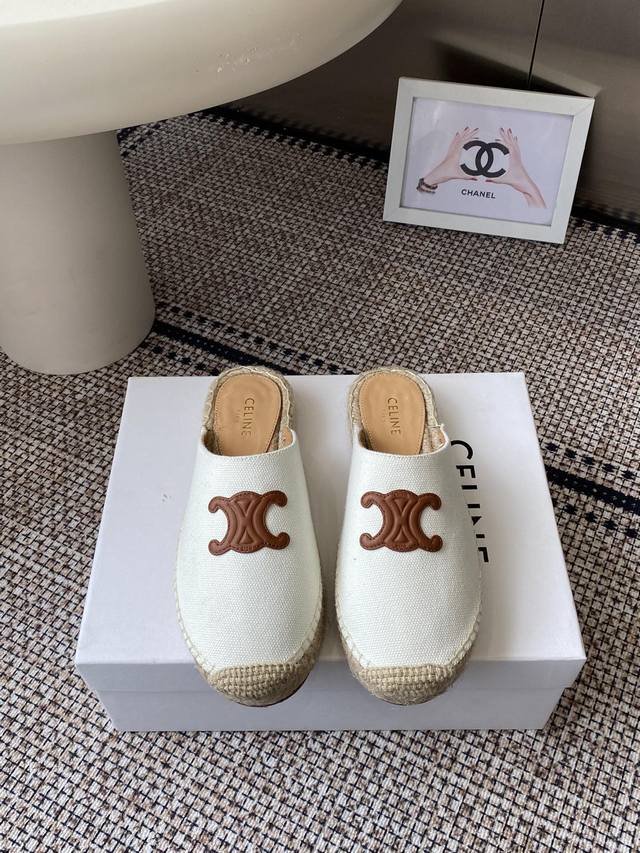 Celine's latest spring/summer Arc de Triomphe fisherman shoes are highly recomme