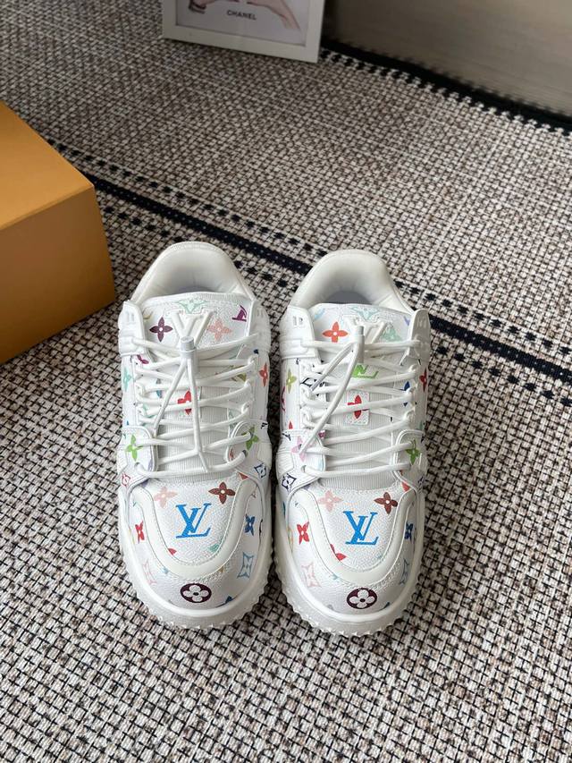 Dongguan purchasing-level Lv Louis Vuitton 25 Trainer Maxi Fat Ding series bread