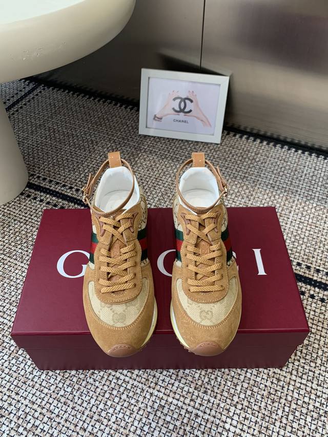 Gucci 2025 new Re-Motion series sneakers, Forrest Gump shoes for women . This sn
