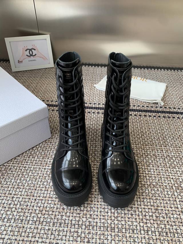 Top version Dior 2025Ss latest catwalk new motorcycle boots Martin boots Origina