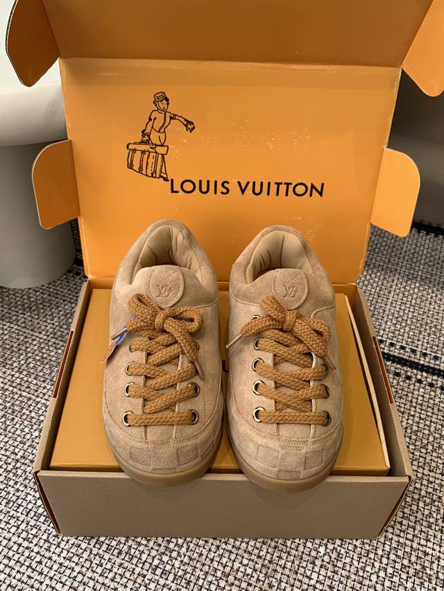 Top-of-the-line Louis Vuotton 2025 Fall/Winter Jigglypuff sneakers. The LV Yeti
