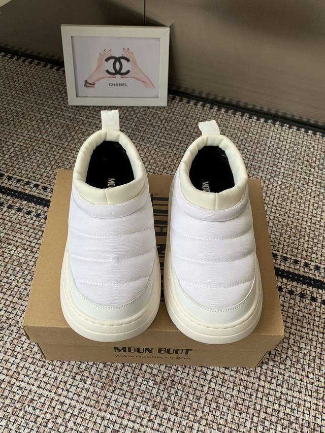 Moon Boot park series 25 new snow boots for autumn and winter . Long-term shopp