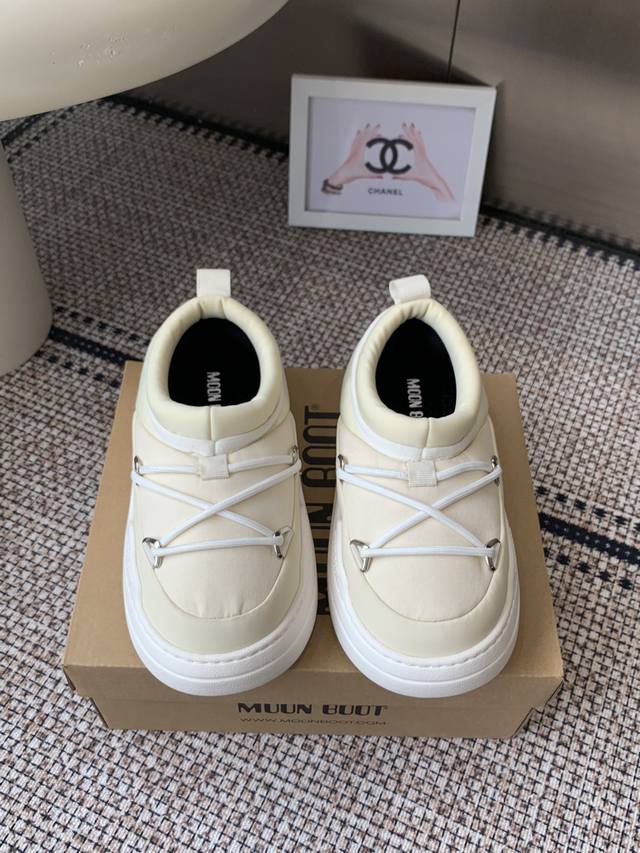 Moon Boot park series 25 new snow boots for autumn and winter . Long-term shopp