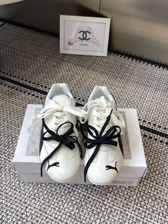 The Rose x Puma Speedcat collaboration sneakers are both made of high-quality, l The Rose x Puma Speedcat collaboration sneakers are both made of high-quality, l