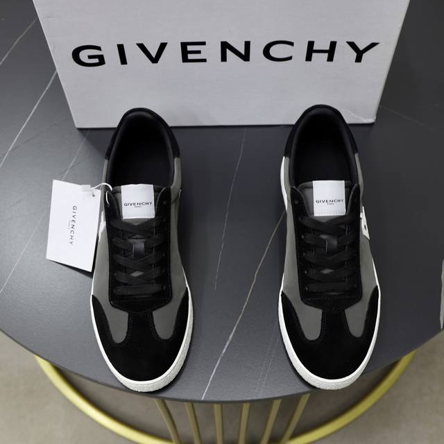 p: G top purchasing Givenchy street male god new product is coming, super popula