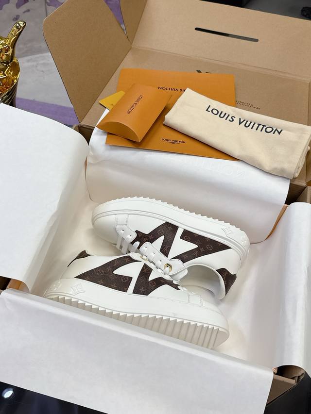 p: Lv couple's thick-soled white shoes series classic series using imported cowh