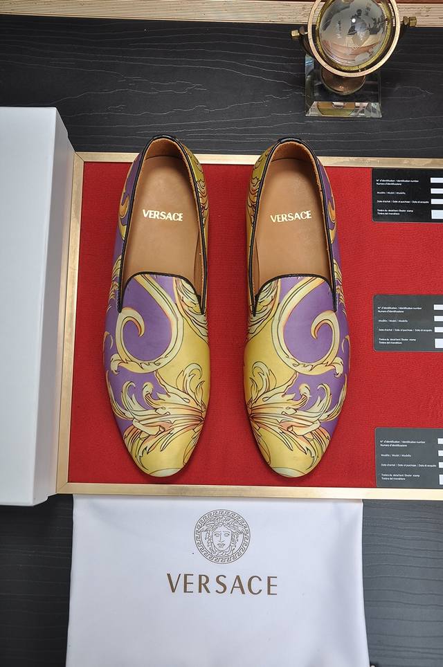 Factory price p Versace full cow lining, available simultaneously at Versace co