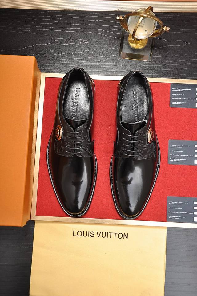 Factory Price: p Louis Vuitton LV high-end business formal leather shoes with l