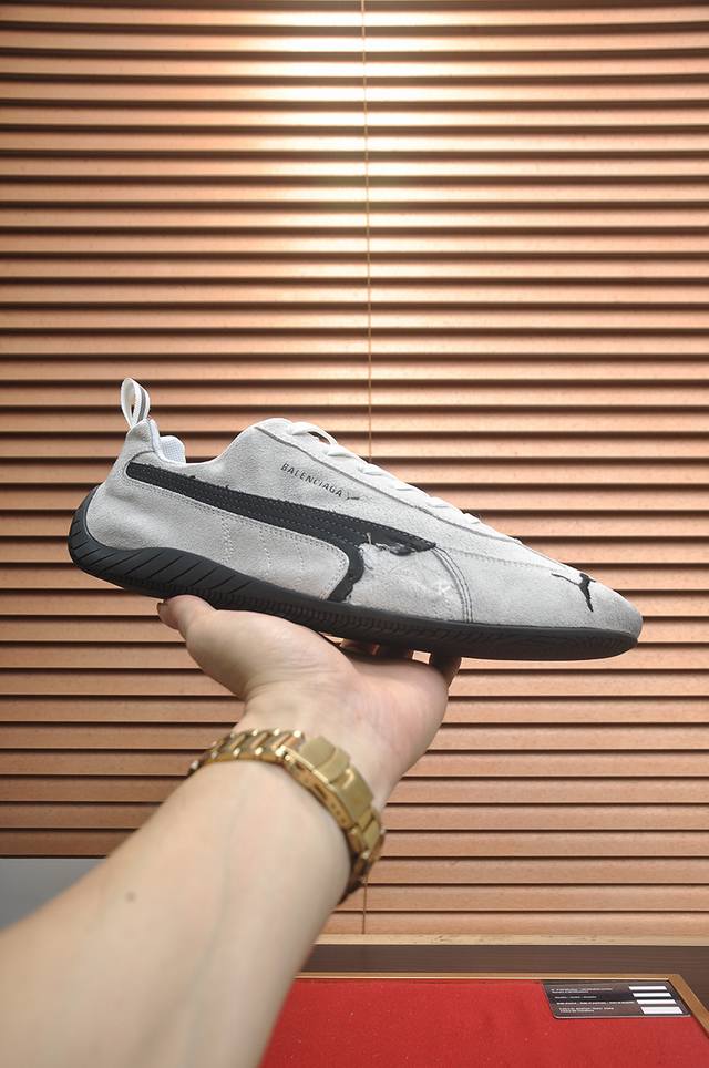 Factory price: Puma and Balenciaga. This co-branded tire is the same as the ori