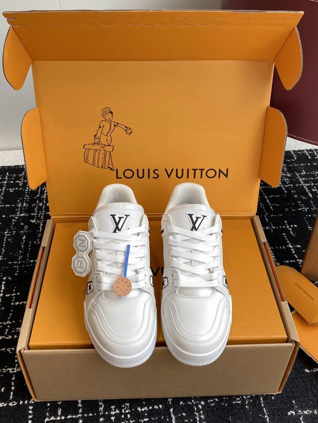 Shopping-level official website synchronized box packaging Louis Vuitton 25Ss D