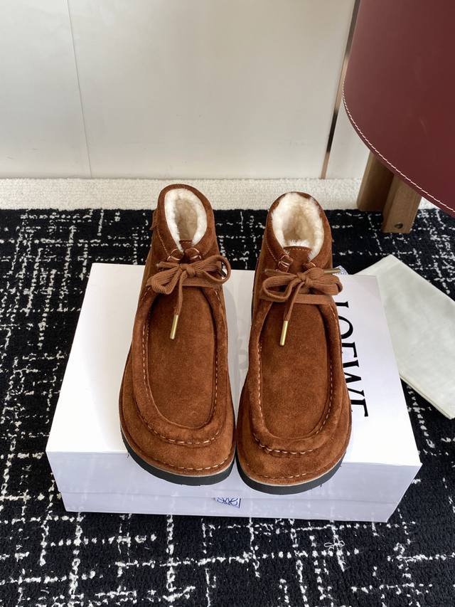 Shopping agent level Loewe 25 autumn and winter new wool short boots new arrival