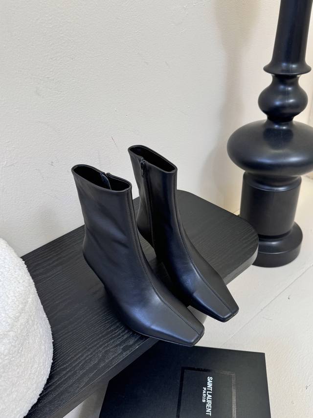 Saint Laurent's autumn/winter runway-inspired chunky-heeled ankle boots. Many ce