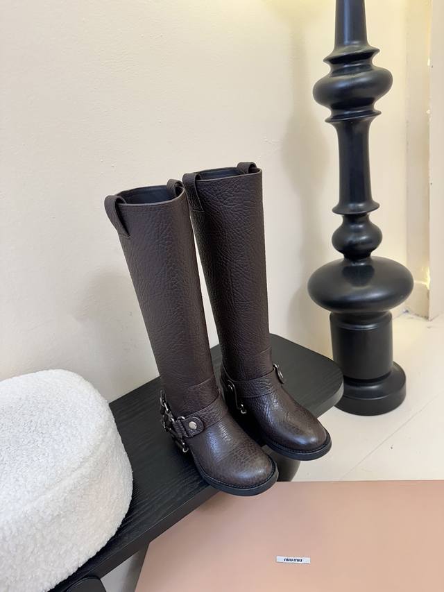 Miumiu punk-style autumn and winter motorcycle-style long boots with a loose fee