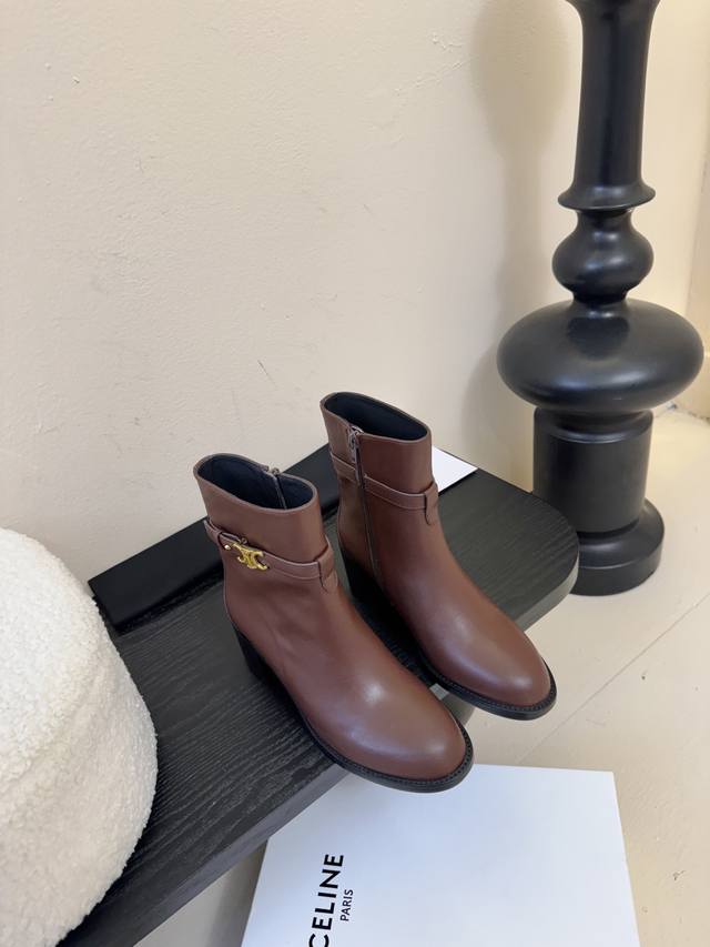 Celine's latest autumn/winter retro Arc de Triomphe block-heeled ankle boots. Ma