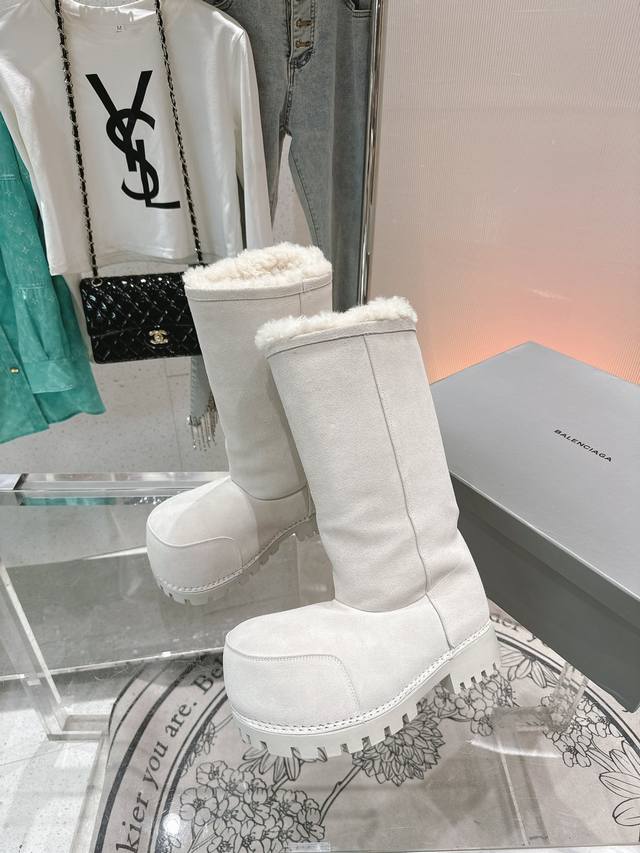 Men's and Women's Balenciaga's new wide-toe snow boots for couples, lambswool sk