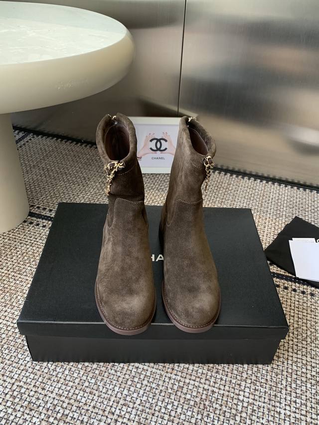 Chanel 25Ss counter-premium chain knight boots, new autumn and winter models, hi
