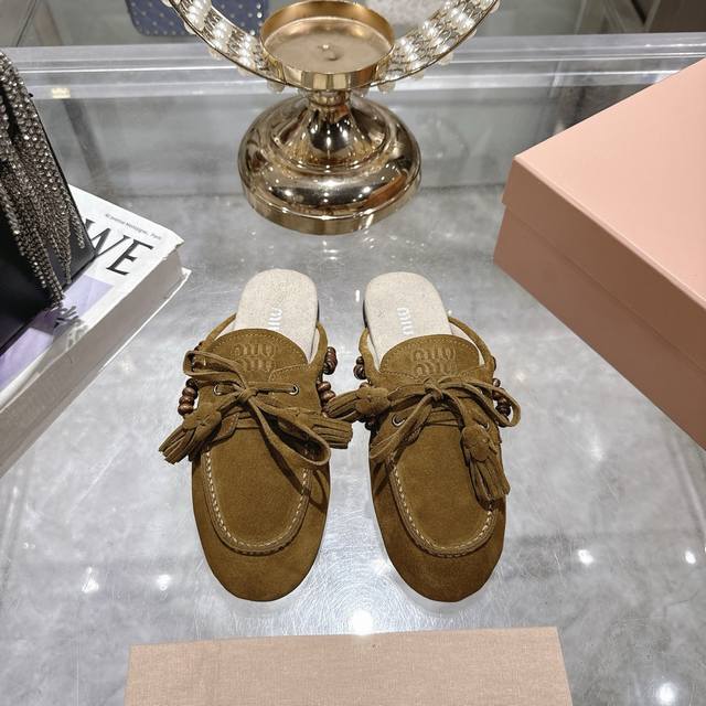 Factory slippers 50Miu Miu lace-up eyelet flats. Miu Miu 25 autumn/winter new sl