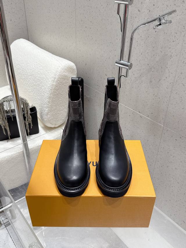 Factory Louis Vuitton 25Ss autumn and winter new Lv round toe elastic band one-