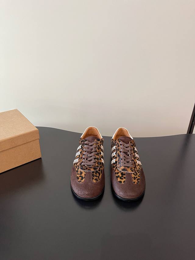 Latest niche brand vintage Dexter loafers Chelsea pleated derby handmade shoes H