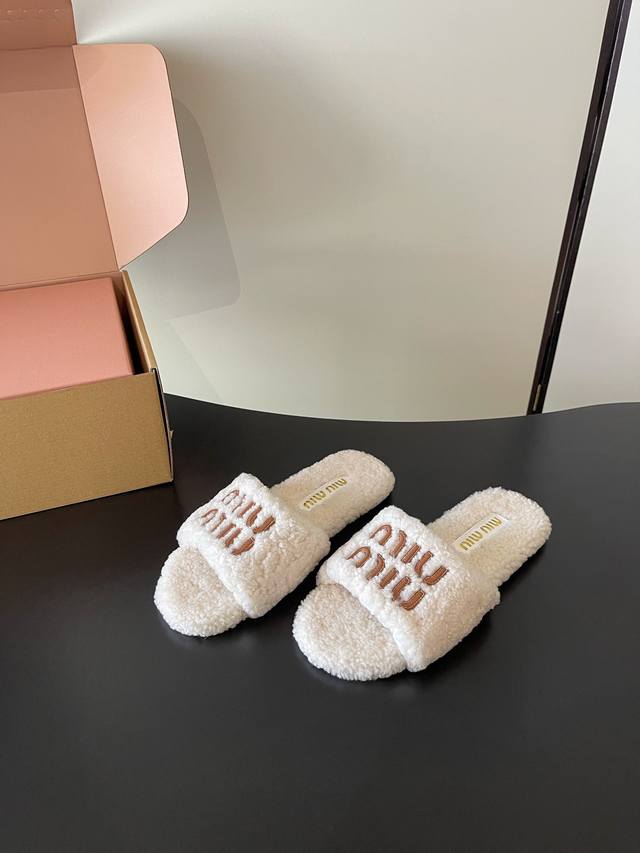 Miumiu's new wool slippers are here! Fashion's adorable little pair has a furry