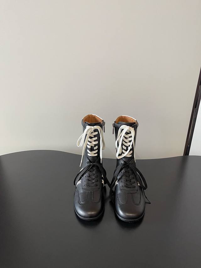 Latest niche brand retro Dexter loafers Chelsea pleated derby handmade shoesHand