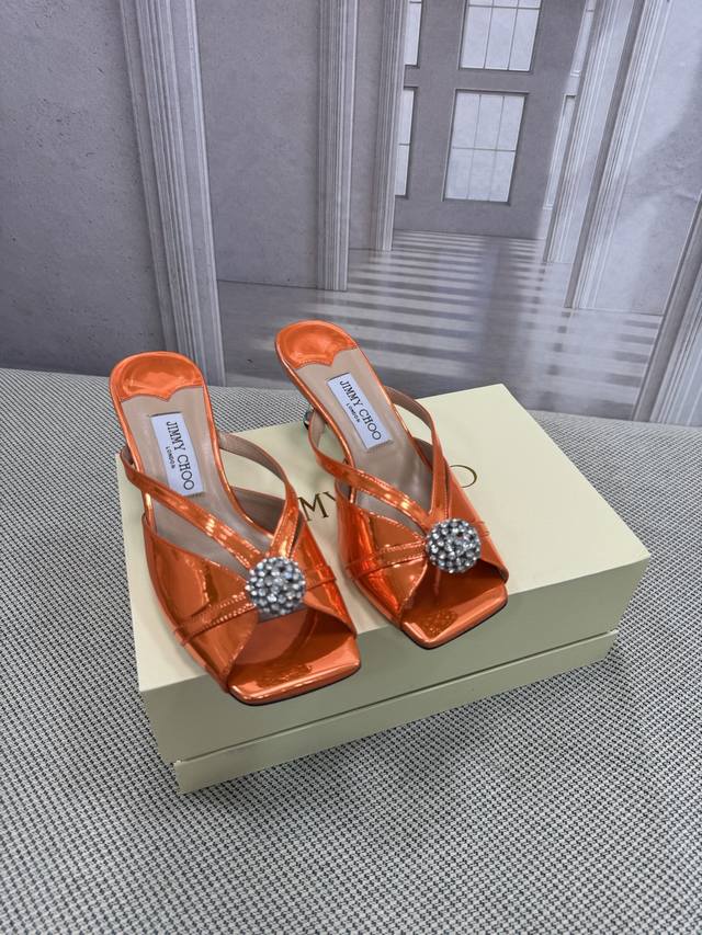 Jimmy Choo is a highly comprehensive luxury lifestyle brand. Its women's ankle b