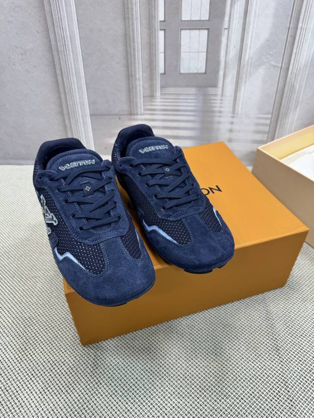 Slv Louis Vuitton Spring/Summer catwalk-style Trall casual sneakers. Originally