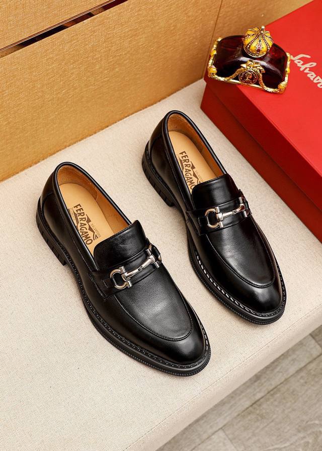 Product Trademark: Ferragamo Casual Leather Shoes Standard Sizes: 38-44, 45, 46