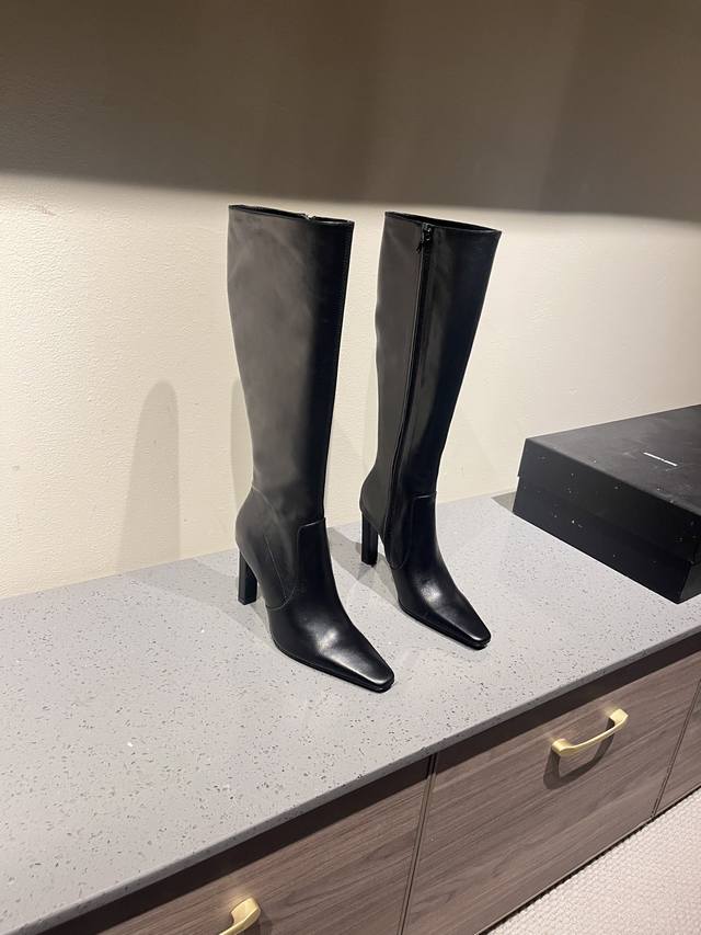 Saint Lauren high-heeled fashion boots* * 25 Spring and summer hot boots, high-h