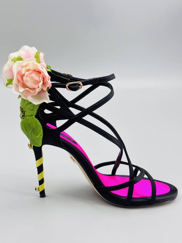 The highest version factory Dolce & Gabbana beautiful butterfly petals with gree