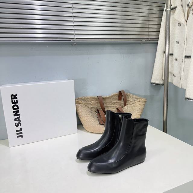 Top quality from a niche fashion brand! Jilsander 25Ss super popular autumn and