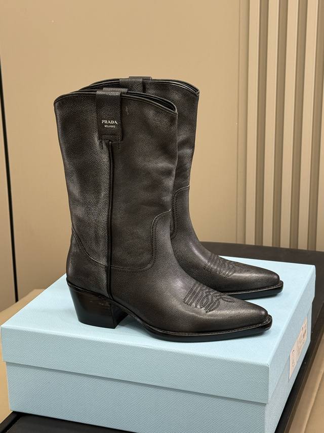 prada Fw25 New Arrival~ Prada 25 autumn and winter western boots new arrival Cus