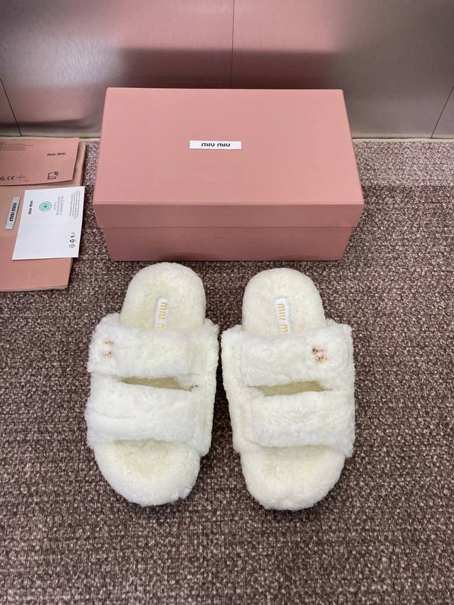 Factory p price p Miumiu 2025 autumn and winter new fashion Velcro lambskin wome