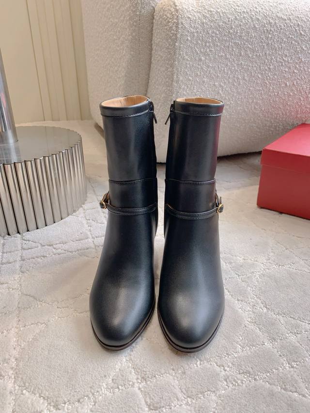 Factory price p Valentin* new autumn and winter block high heel short boots are