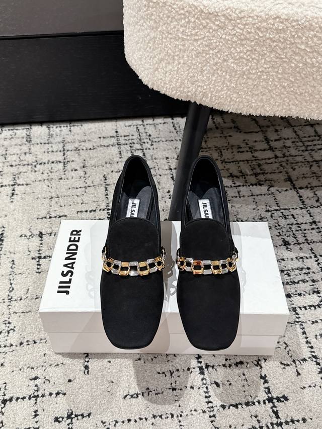 Top-of-the-line version Jil Sander 25's latest small square-toed loafers for fal