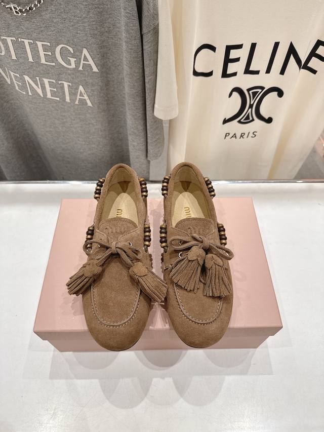 High-quality factory release. Miumiu Miu Miu F029 25Ss new fall/winter hand-bea